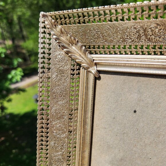 Vintage Ornate silver plate Picture Frame With Intricate Scrollwork Design 8" X - Picture 4 of 6